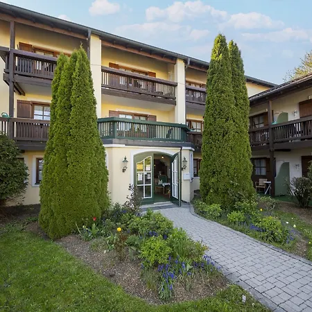 Grosszuegiges In Apartamento